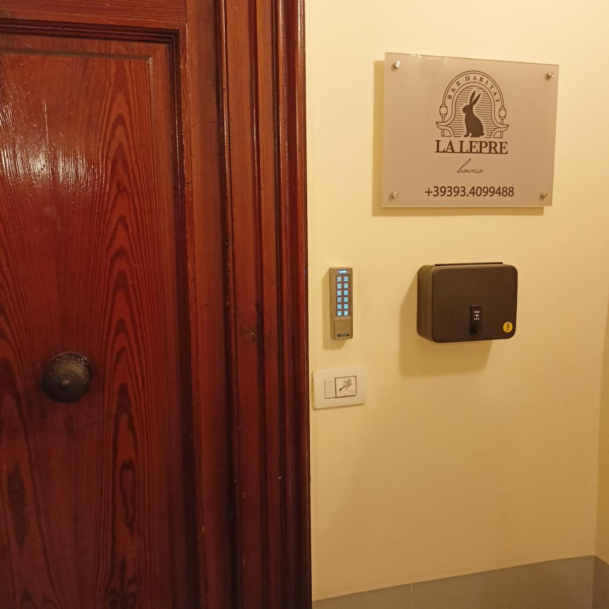 Hotel La Lepre Bovio Napoli Esterno foto