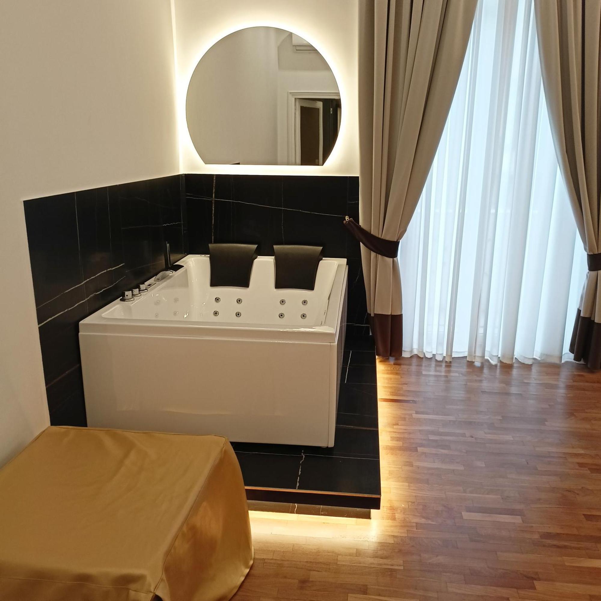 Hotel La Lepre Bovio Napoli Esterno foto